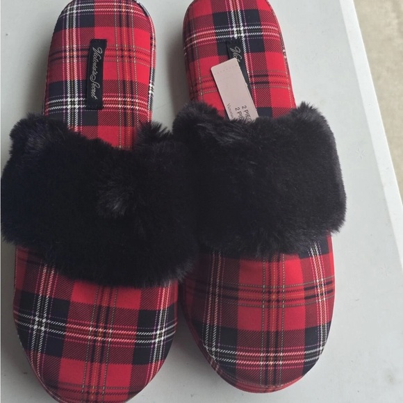 Victoria Secret Slippers Women Red/Black Plaid Fur Signature Mule Satin Sz M (8) - Picture 9 of 15